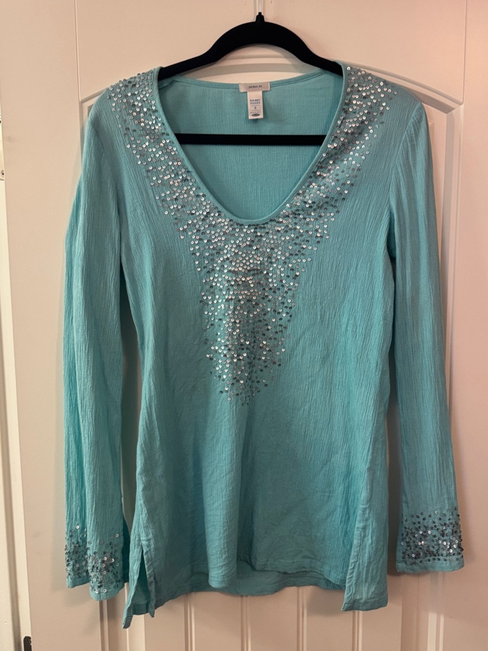 Old Navy Light Blue Mint V-Neck Long Sleeve Tunic with Sequin Detail, S